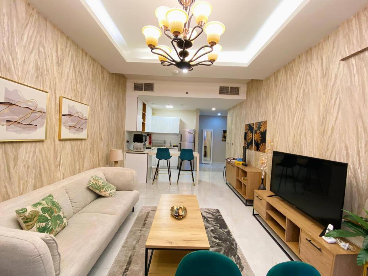 Luxury In A Good Place *
